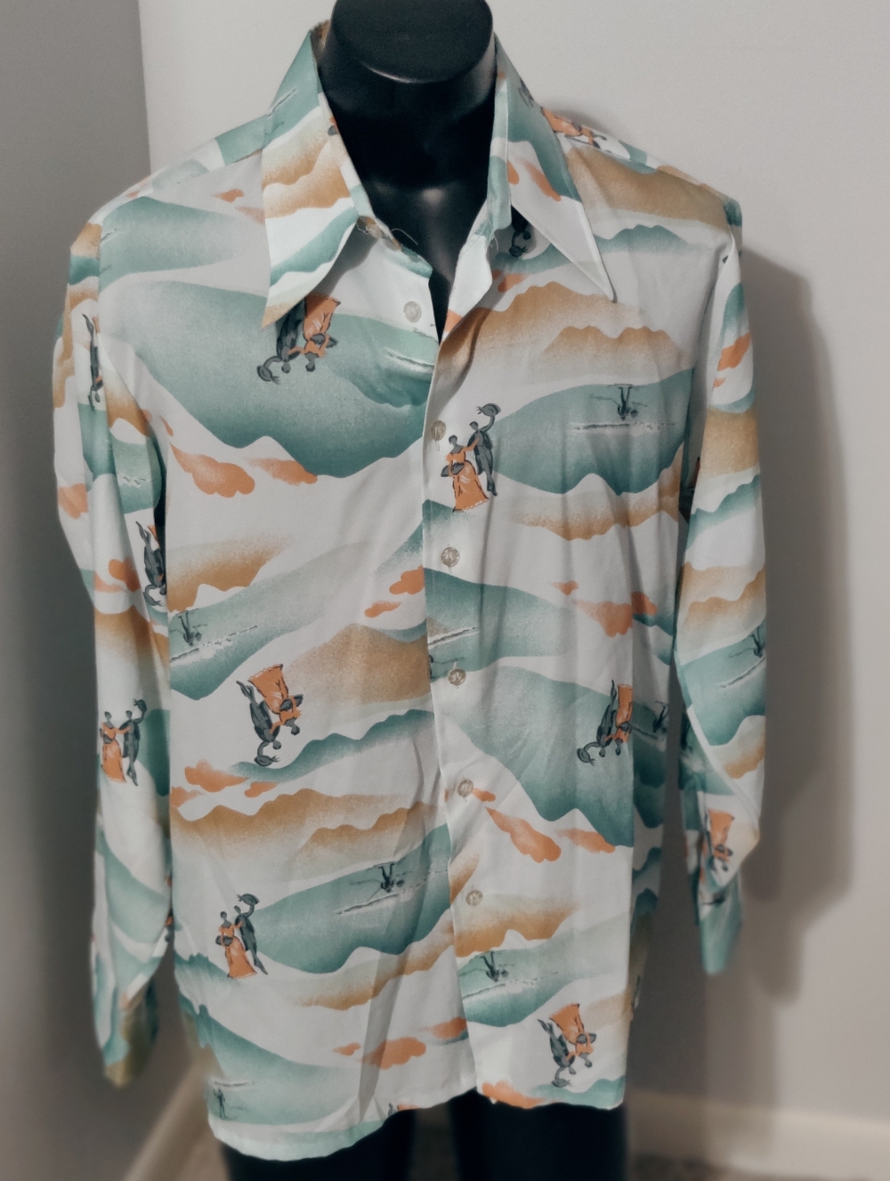 Trippy Dreamscape 70s dagger collar Disco Festival Party Shirt XL  Landmark